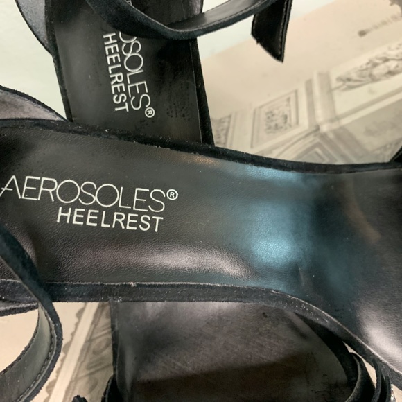 AEROSOLES HEELREST , In black with a sequenced bow at the toe. - Picture 3 of 6